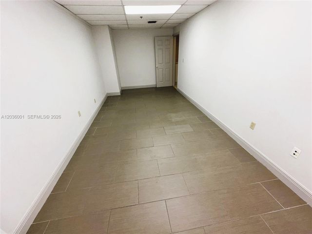 7038 NW 50th St 5-2, Miami, FL 33166