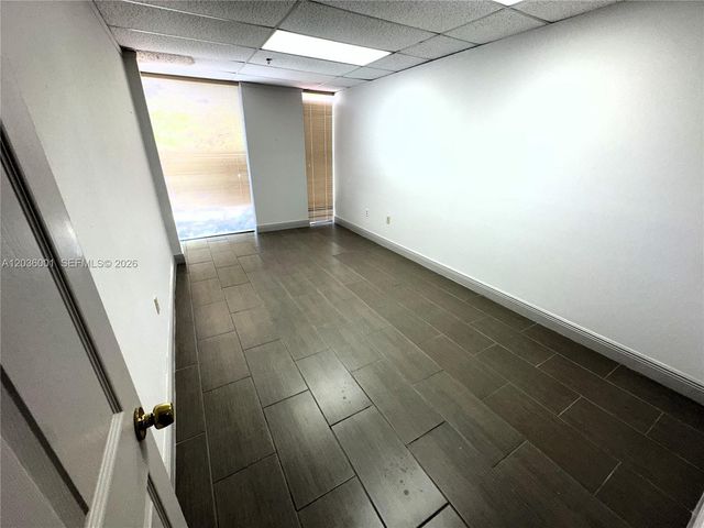 7038 NW 50th St 5-2, Miami, FL 33166