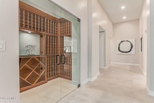 3301 E ROVEY Avenue, Paradise Valley, AZ 85253