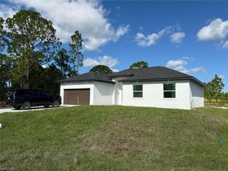 1121 Florence ST E, Lehigh Acres, FL 33974