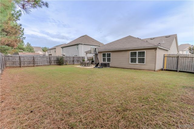 2607 Lily, Northport, AL 35473