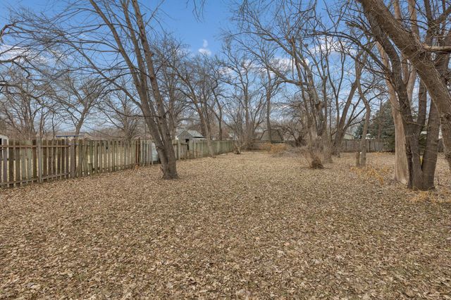 2626 AVE L, Council Bluffs, IA 51501