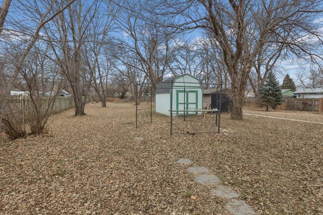 2626 AVE L, Council Bluffs, IA 51501