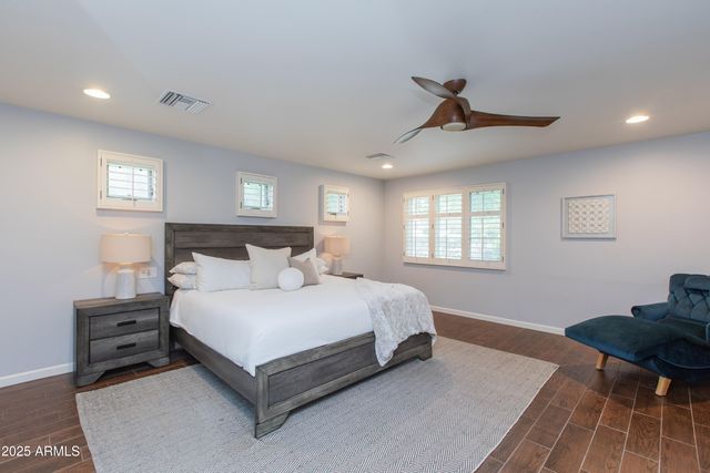 4245 E EARLL Drive, Phoenix, AZ 85018