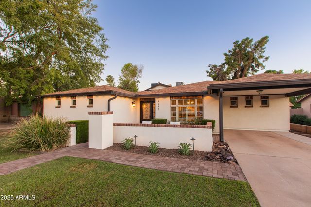 4245 E EARLL Drive, Phoenix, AZ 85018