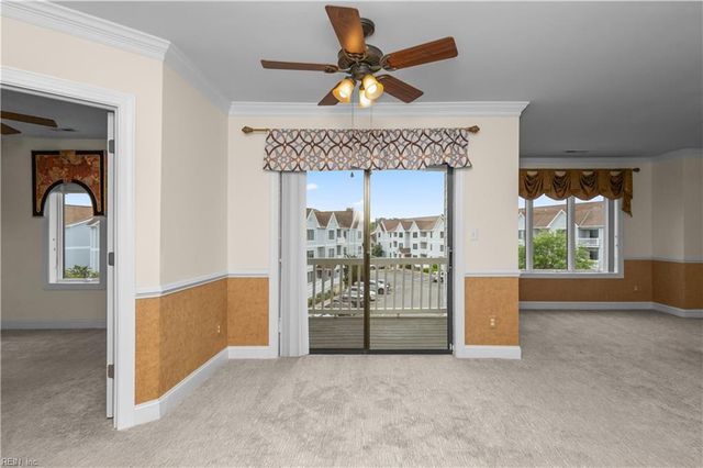 5 Harbor Watch Dr Unit 419, Chesapeake, VA 23320