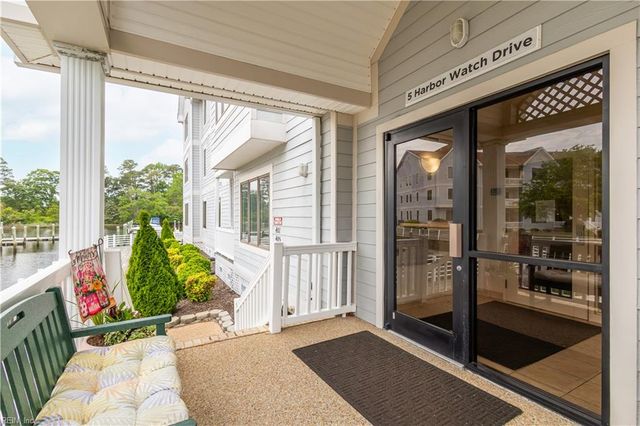 5 Harbor Watch Dr Unit 419, Chesapeake, VA 23320