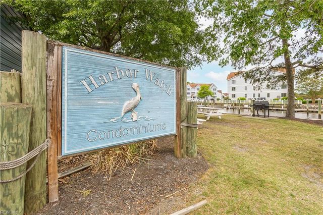 5 Harbor Watch Dr Unit 419, Chesapeake, VA 23320