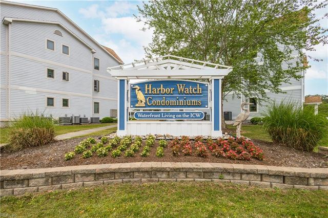5 Harbor Watch Dr Unit 419, Chesapeake, VA 23320