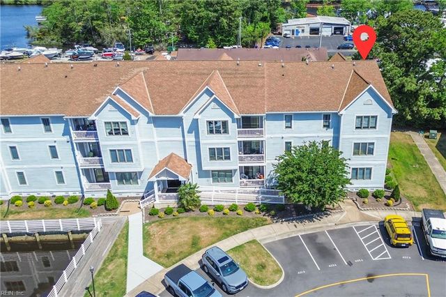 5 Harbor Watch Dr Unit 419, Chesapeake, VA 23320