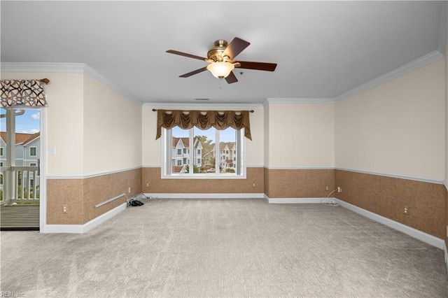 5 Harbor Watch Dr Unit 419, Chesapeake, VA 23320