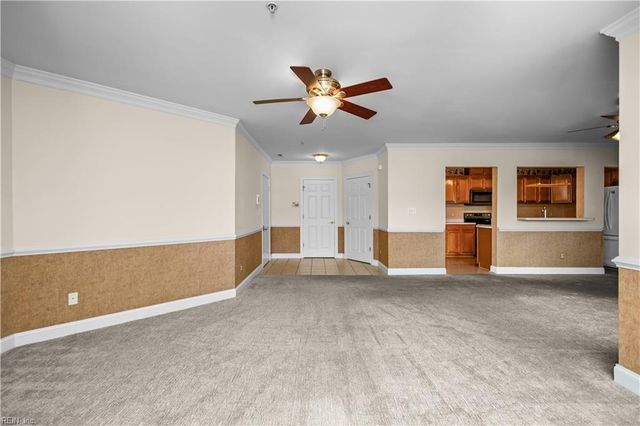 5 Harbor Watch Dr Unit 419, Chesapeake, VA 23320