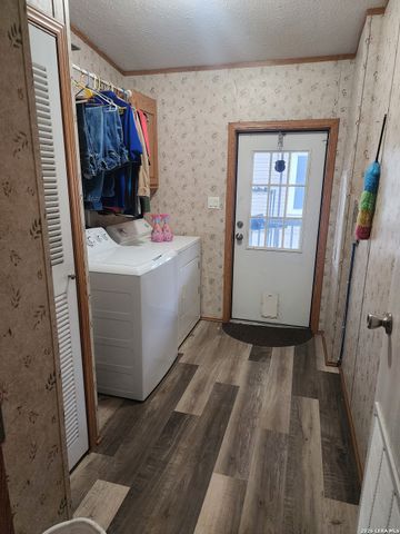 11555 Culebra, San Antonio, TX 78253