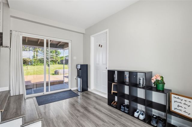 129 Anne St, Economy, PA 15005