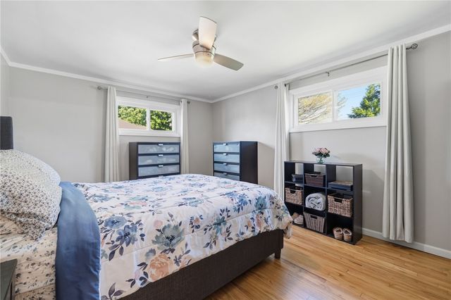 129 Anne St, Economy, PA 15005