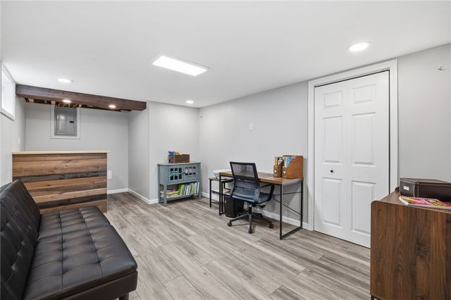 129 Anne St, Economy, PA 15005