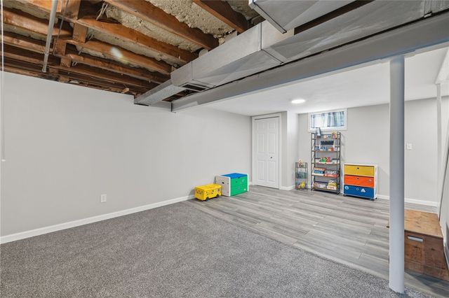 129 Anne St, Economy, PA 15005
