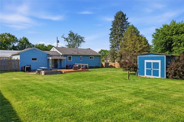 129 Anne St, Economy, PA 15005
