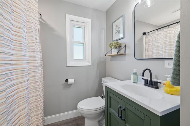129 Anne St, Economy, PA 15005