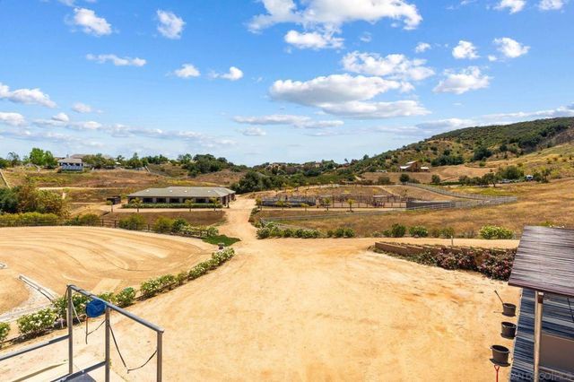 20420 Wendy Ln, Murrieta, CA 92562