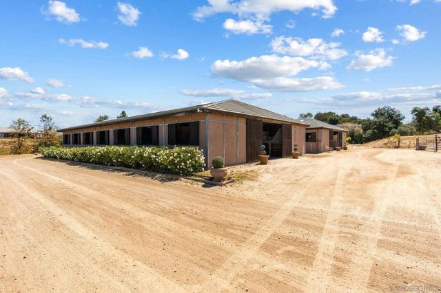 20420 Wendy Ln, Murrieta, CA 92562
