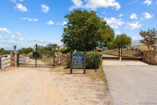 20420 Wendy Ln, Murrieta, CA 92562