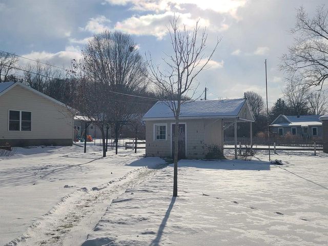 165 E 8th Street, Richland Center, WI 53581