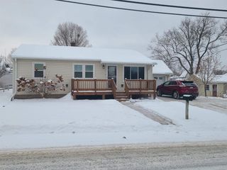 165 E 8th Street, Richland Center, WI 53581