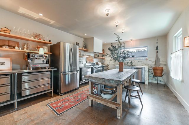 807 Judiway Street, Houston, TX 77018