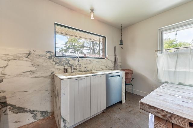 807 Judiway Street, Houston, TX 77018