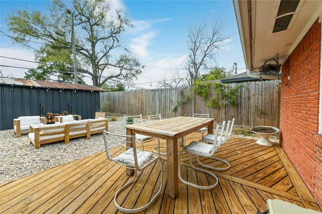 807 Judiway Street, Houston, TX 77018