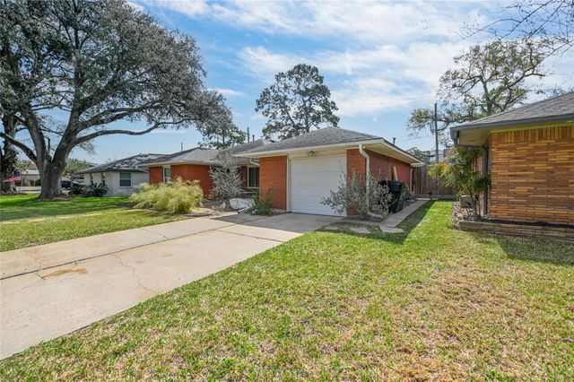 807 Judiway Street, Houston, TX 77018