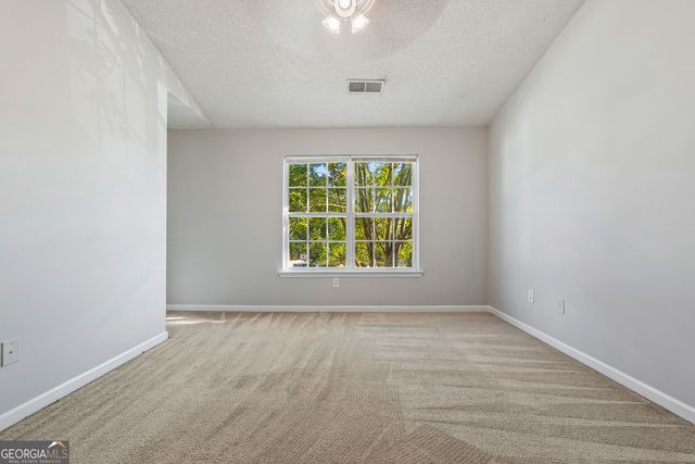 524 Jaclyn Circle, Mcdonough, GA 30253