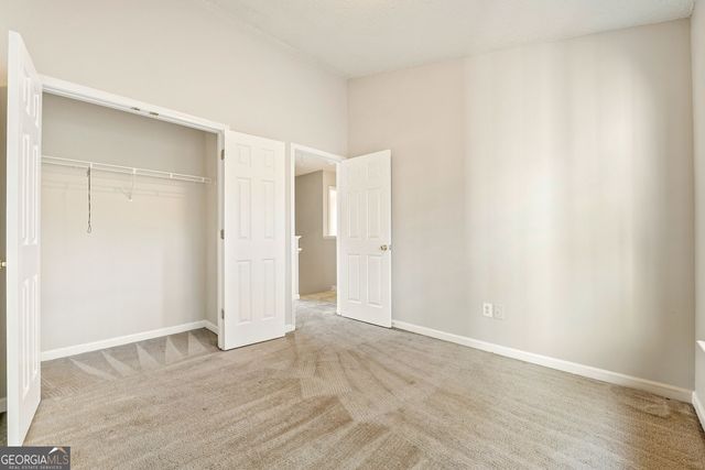 524 Jaclyn Circle, Mcdonough, GA 30253