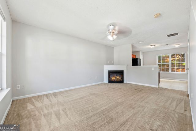 524 Jaclyn Circle, Mcdonough, GA 30253