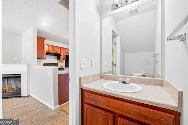 524 Jaclyn Circle, Mcdonough, GA 30253