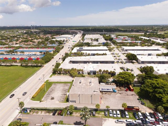 12436 SW 128th St 3 & 4, Miami, FL 33186