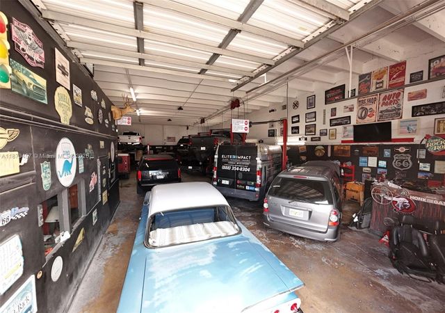 12436 SW 128th St 3 & 4, Miami, FL 33186