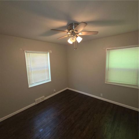 6636 Flora Avenue, Kansas City, MO 64131