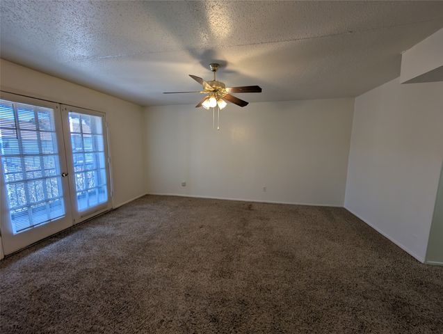 8560 Park Lane 70, Dallas, TX 75231