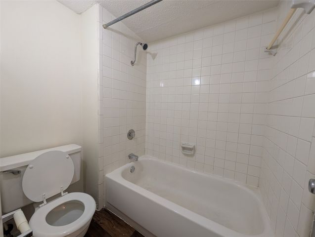 8560 Park Lane 70, Dallas, TX 75231