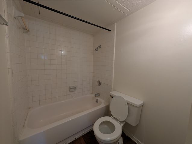 8560 Park Lane 70, Dallas, TX 75231