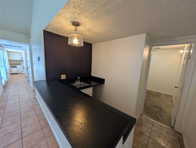 8560 Park Lane 70, Dallas, TX 75231