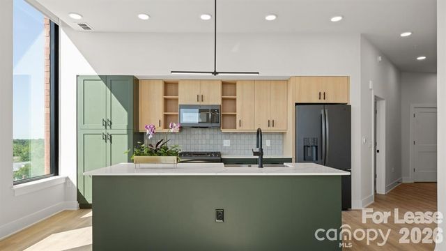 124 E Kingston Avenue S2, Charlotte, NC 28203