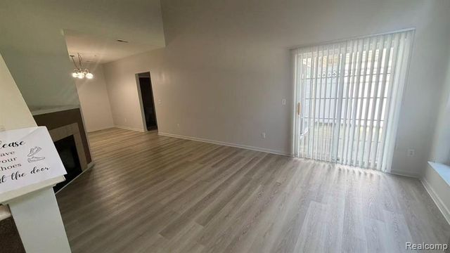 9107 Addington Drive, Walled Lake, MI 48390