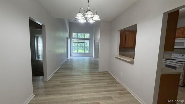 9107 Addington Drive, Walled Lake, MI 48390