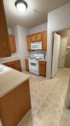 9107 Addington Drive, Walled Lake, MI 48390
