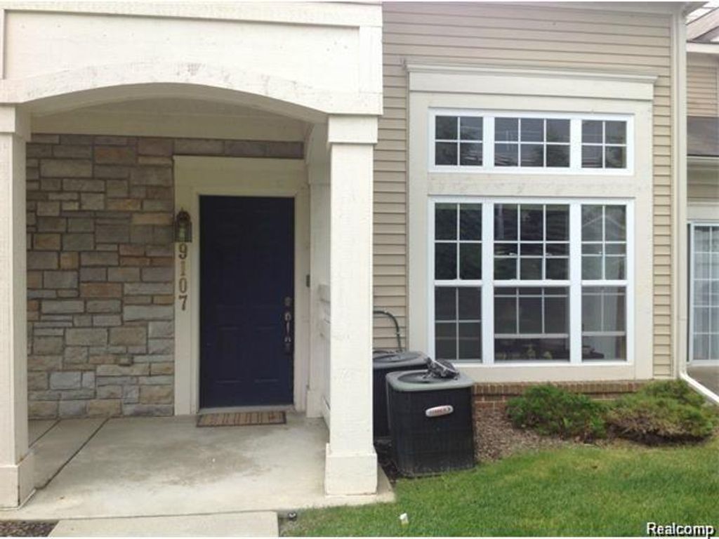 9107 Addington Drive, Walled Lake, MI 48390
