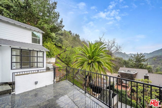 9848 Portola Drive, Los Angeles, CA 90210