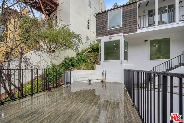 9848 Portola Drive, Los Angeles, CA 90210